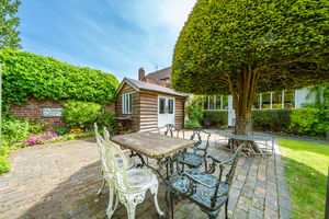 REAR GARDEN- click for photo gallery